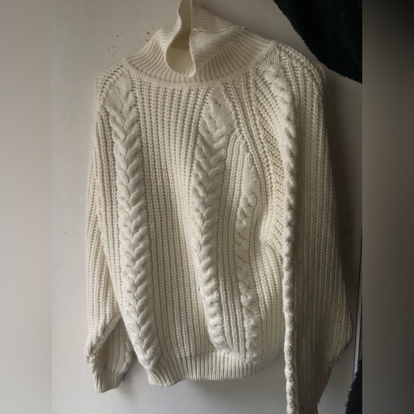 Sweaters - Warm Sweater